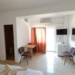 Casa Tomis Pensiune *