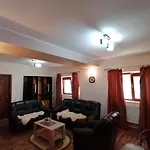 Casa Tomis Pensiune *