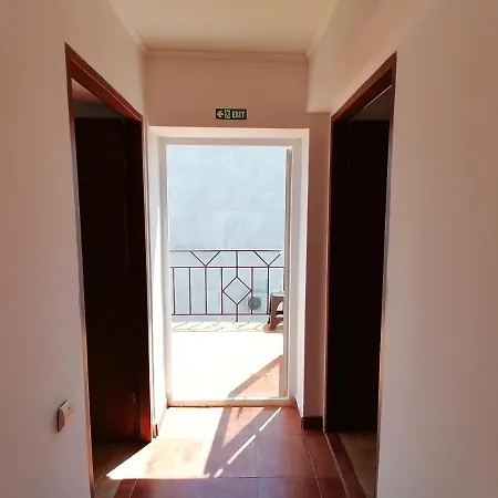 Casa Tomis Konukevi *